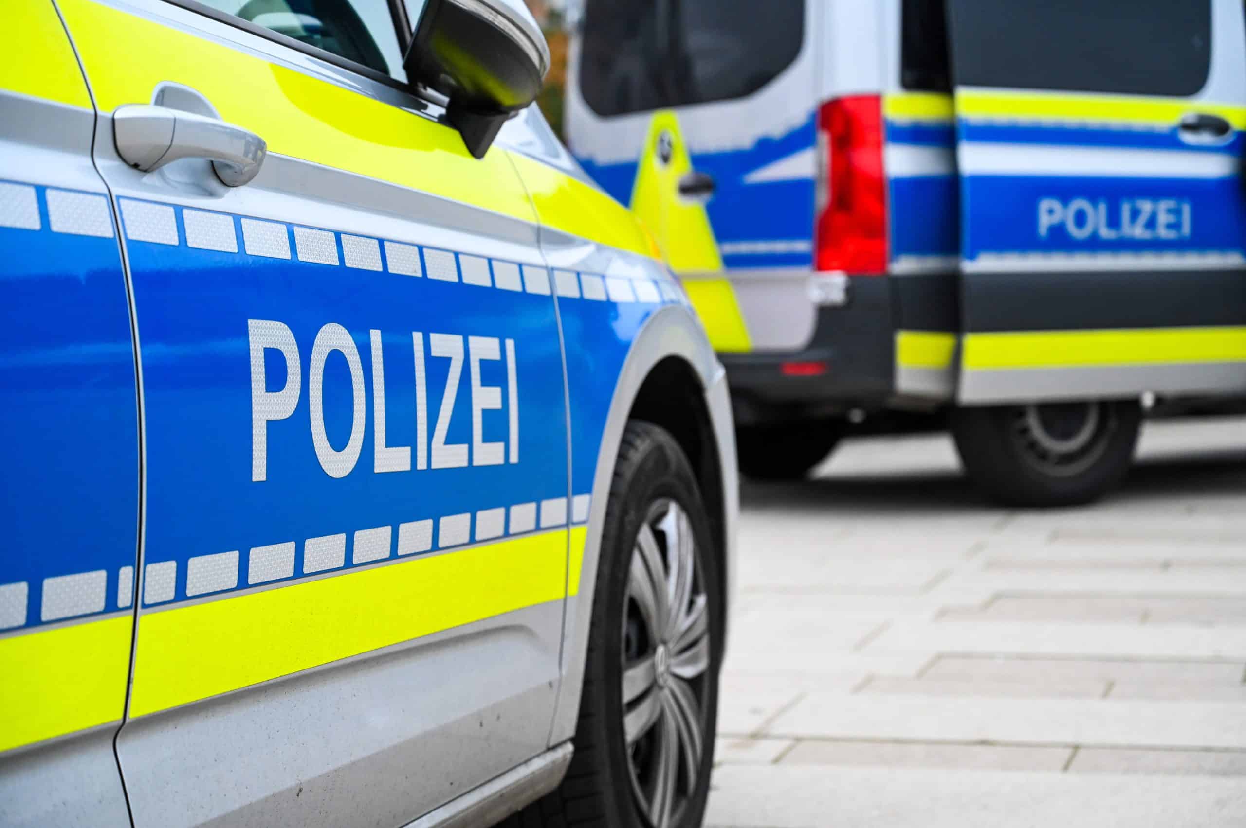Ihre Rechte als Beschuldigter in jeder Verfahrensphase: Schweigen, Akteneinsicht, Durchsuchung, Einstellung. Fachanwältin für Strafrecht, jetzt anfragen.